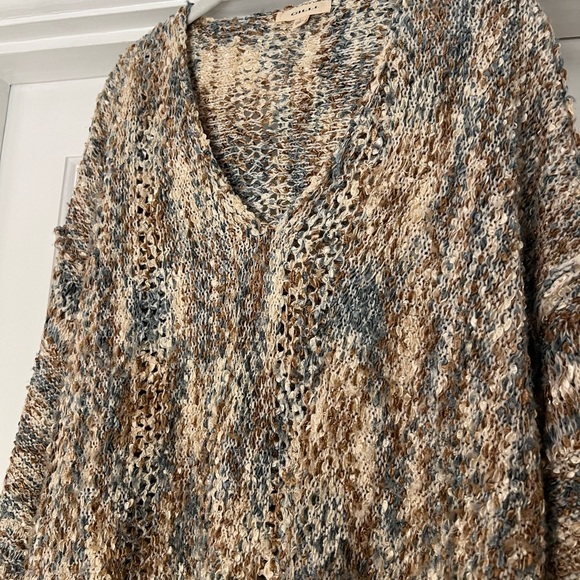 GILLI Cropped Multicolor Sweater - Picture 3 of 5